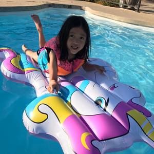 Meet your Posher, Nhung